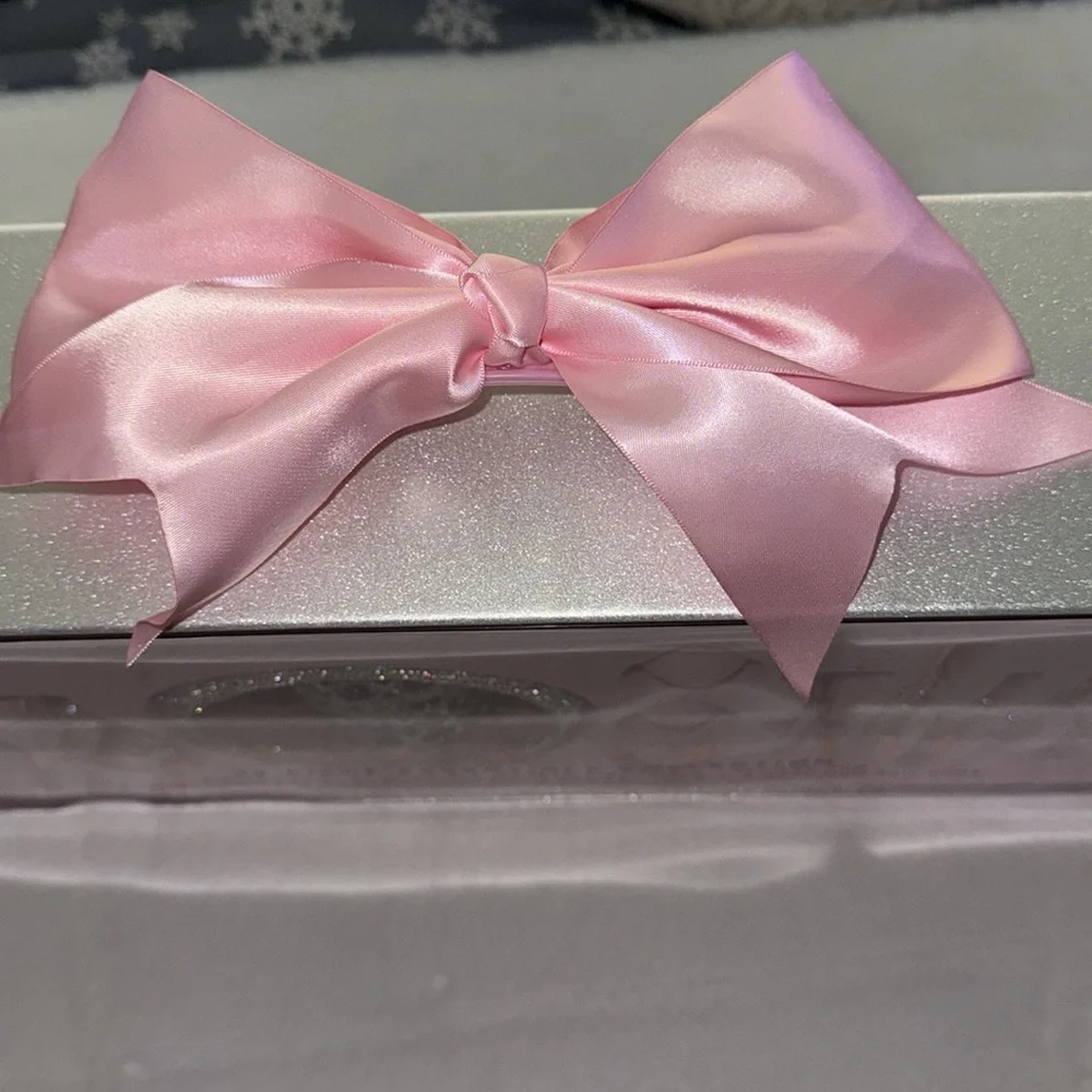 2024 Glitz & Glam Christmas holiday 31 piece essential brush collection 🎀💎 - Picture 5 of 16